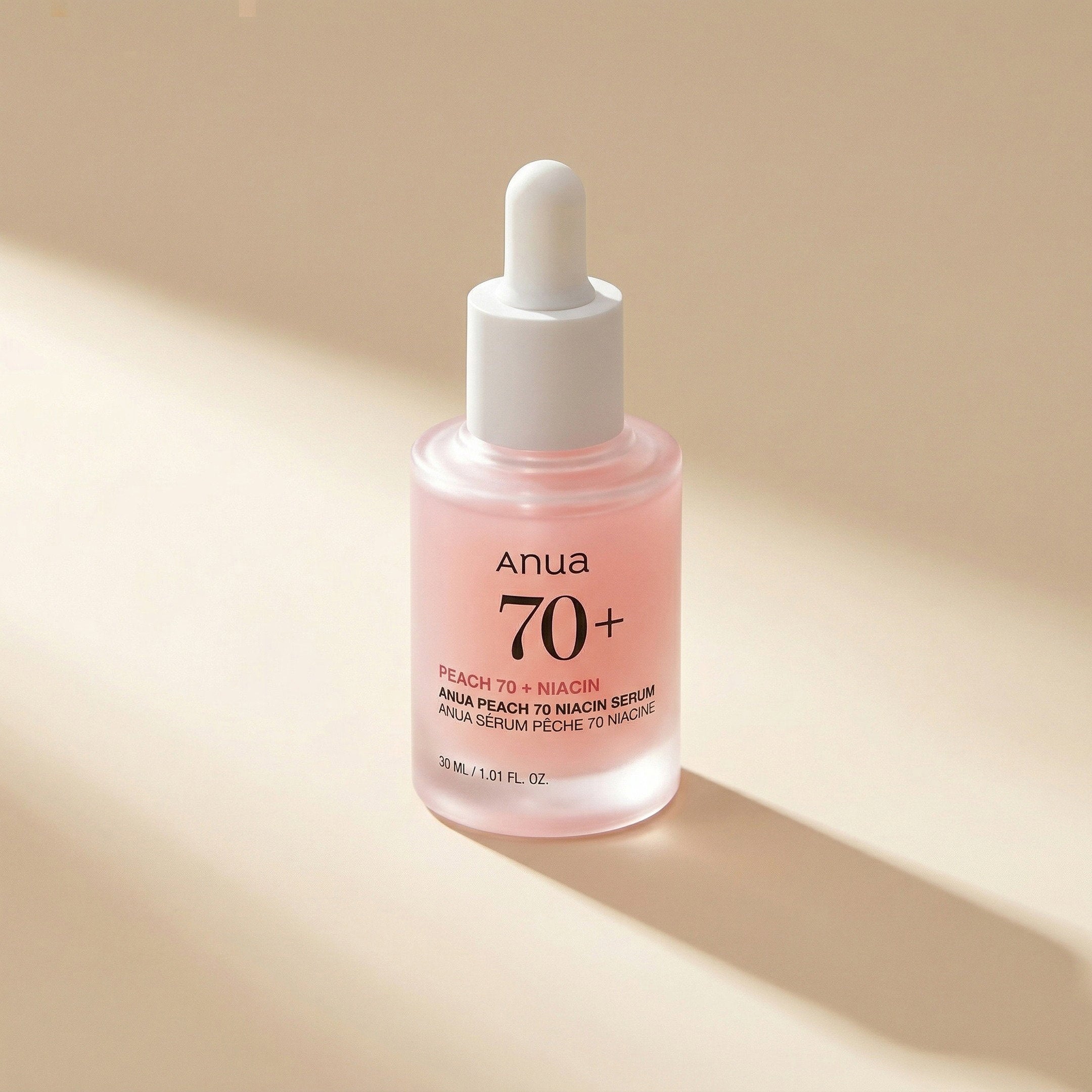 ANUA — Peach 70 Niacin Serum 30ml — editorial — fundo bege