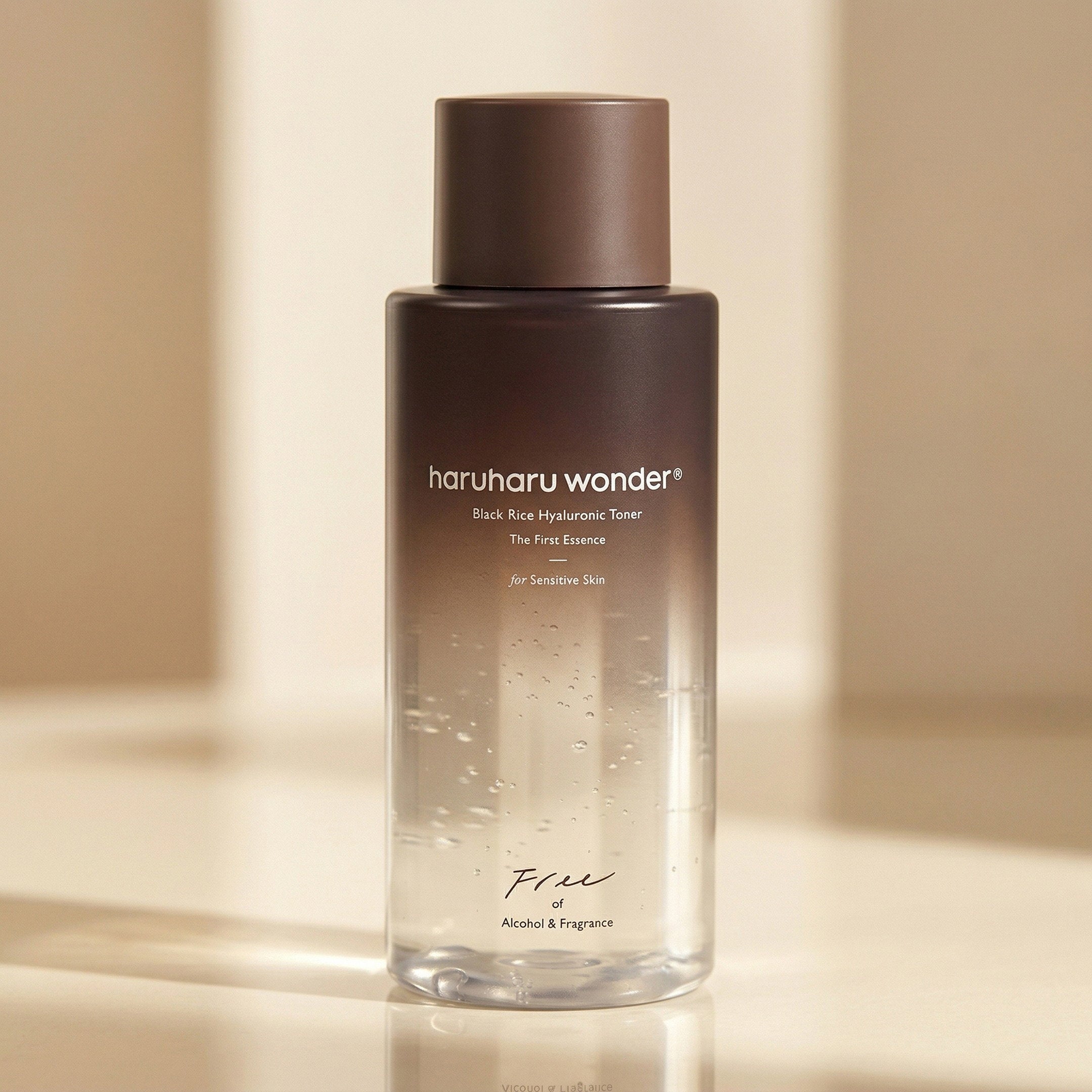 Haruharu Wonder — Black Rice Hyaluronic Toner 150ml — detalhe da embalagem