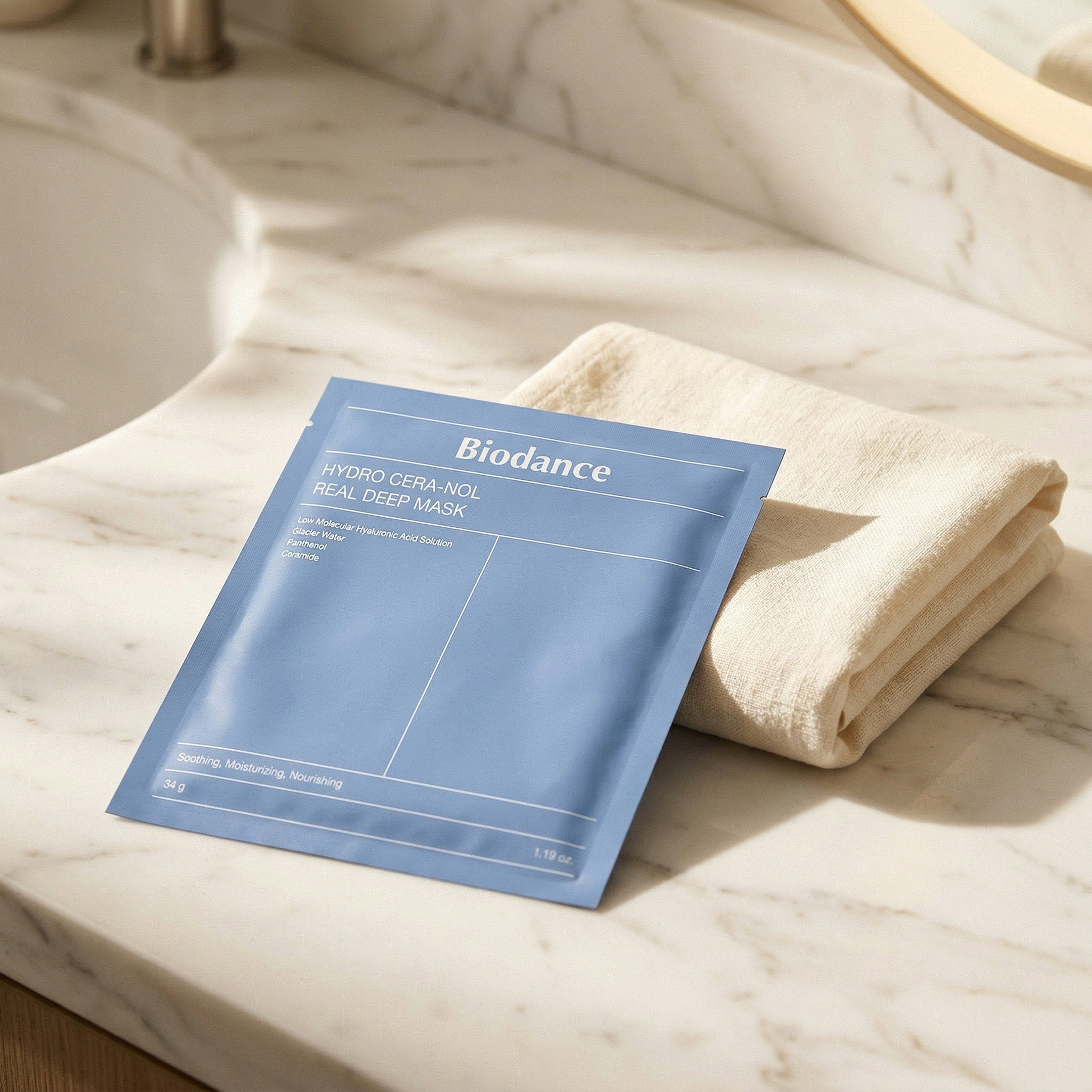 Biodance — Hydro Cera-Nol Real Deep Mask — editorial — fundo bege