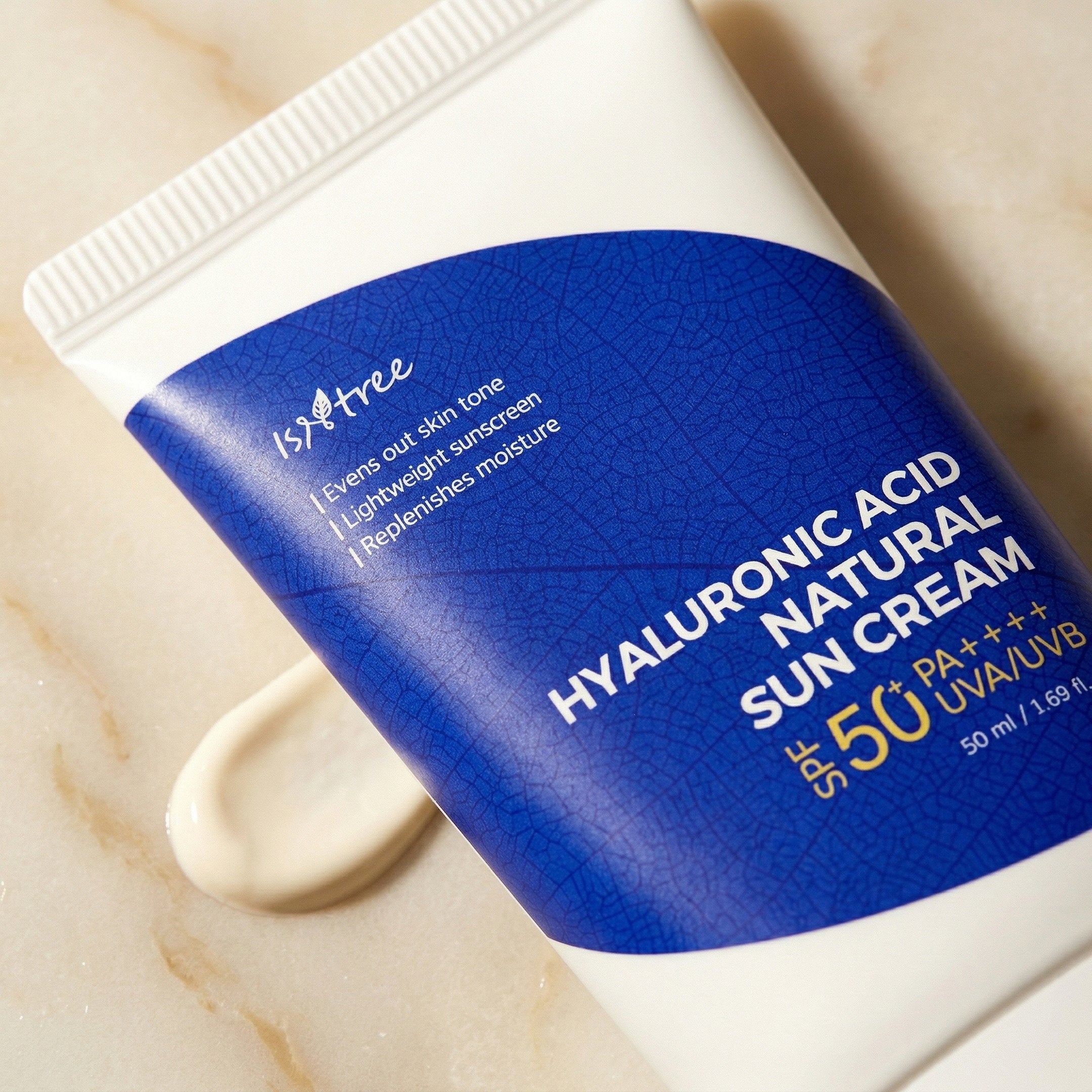 ISNTREE — Hyaluronic Acid Natural Sun Cream 50ml — contexto de ritual de skincare
